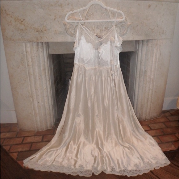 Twin-Set Cream Satin Chemise